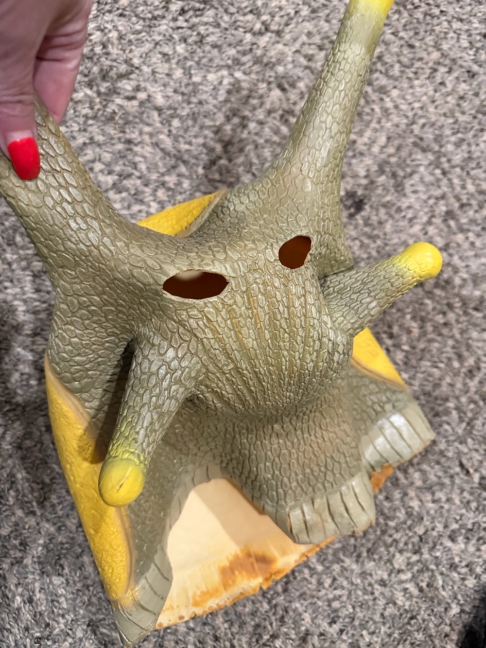 Halloween Mask, Reptile Hide Cave Shelter - Green and Yellow, robber